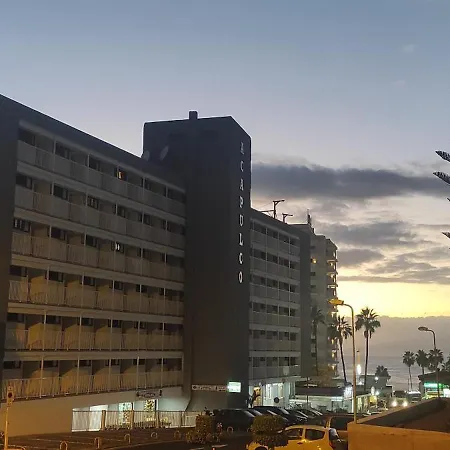 Acapulco Paradise *
